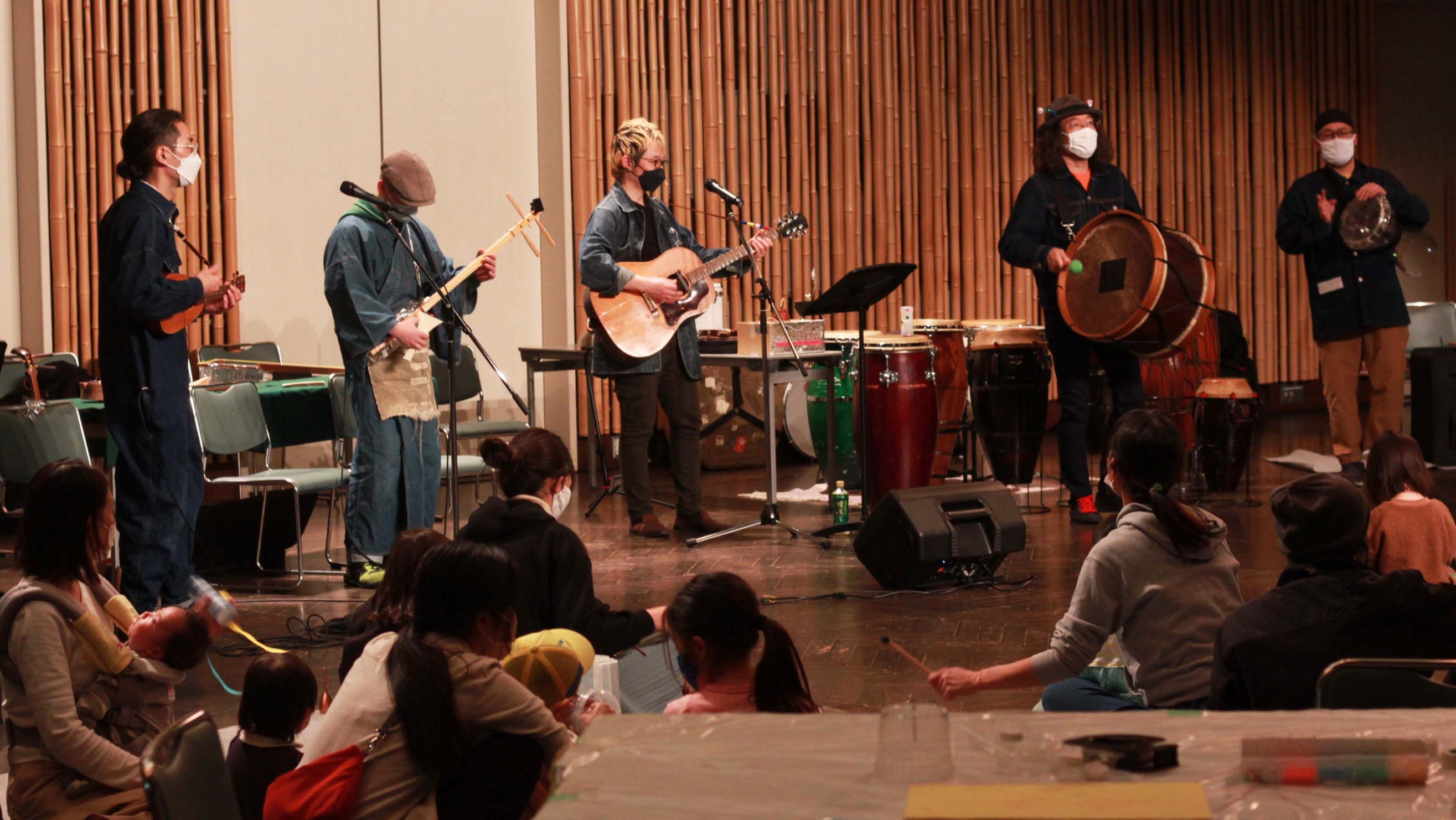 左から小島寛大さん、筆者、黒坂周吾さん、渡辺亮さん、永田充さん　Photo by yma（Mariko Yasukuni）