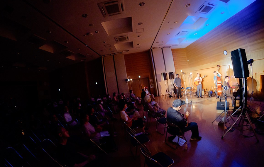 福岡7/15 福吉コミュニティセンター福吉地区限定 コミセン事業にしたので、ジャズ講座を取り入れる