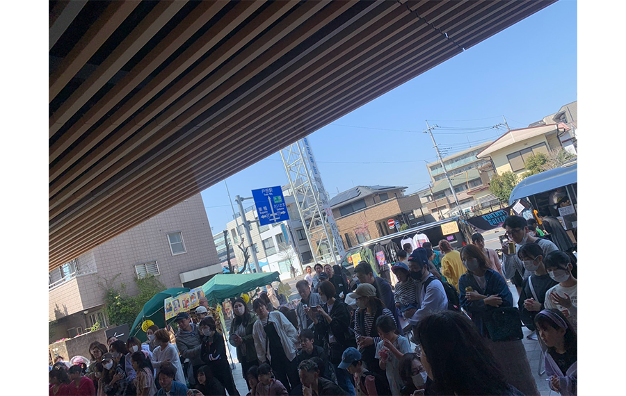蕨マルシェ当日のにぎわい