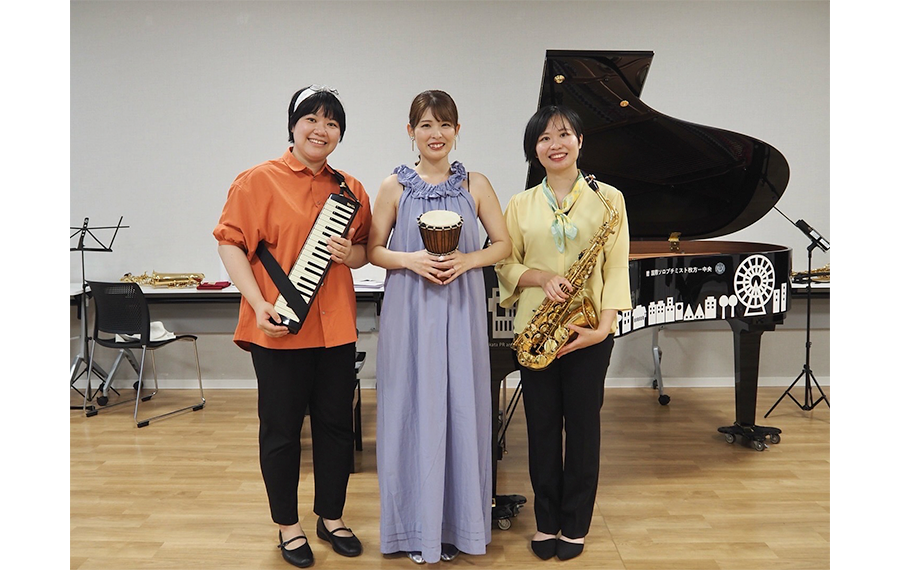 出演メンバーとの記念撮影